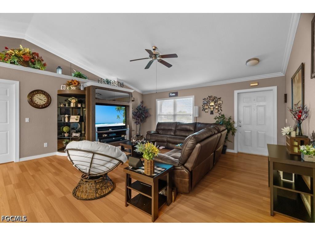 613 NW 14th Terrace Cape Coral FL 33993 2026024364 image17