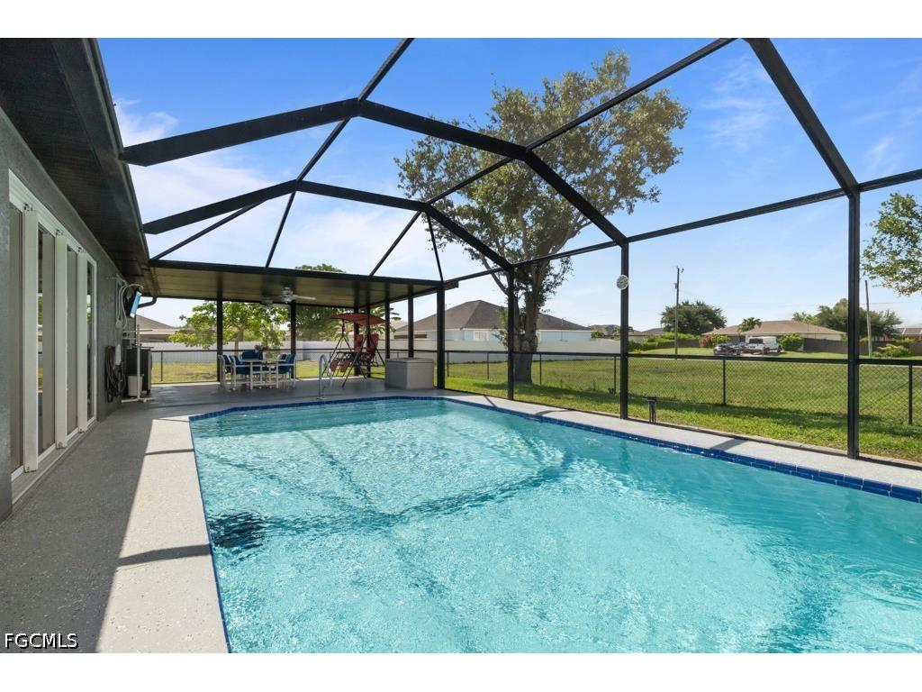 613 NW 14th Terrace Cape Coral FL 33993 2026024364 image5