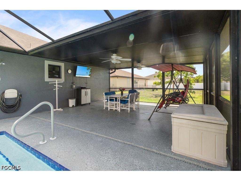 613 NW 14th Terrace Cape Coral FL 33993 2026024364 image9