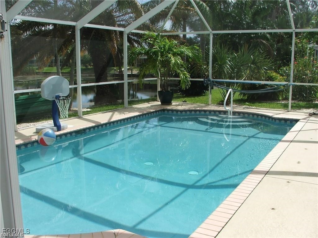613 SE 21st Street Cape Coral FL 33990 2026005676 image8