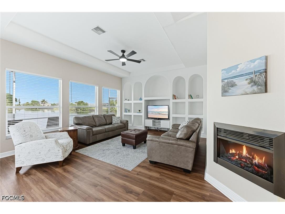 613 SE 4th Place Cape Coral FL 33990 2026023055 image17