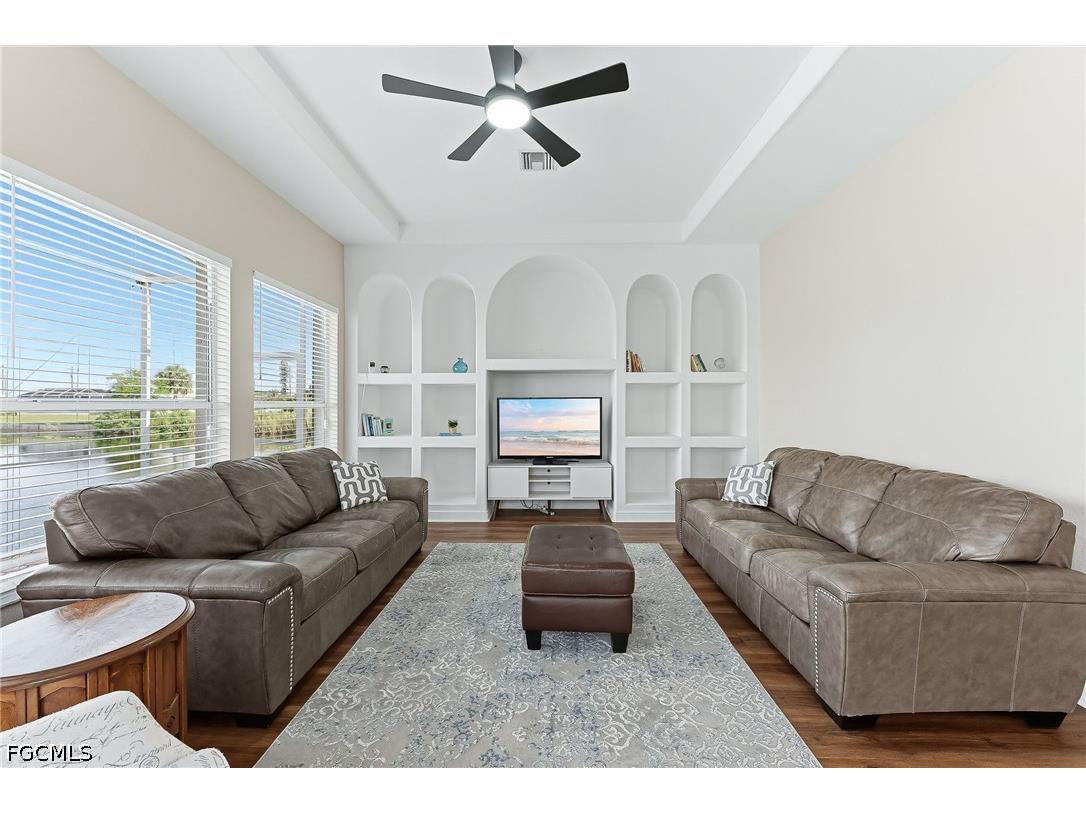 613 SE 4th Place Cape Coral FL 33990 2026023055 image18