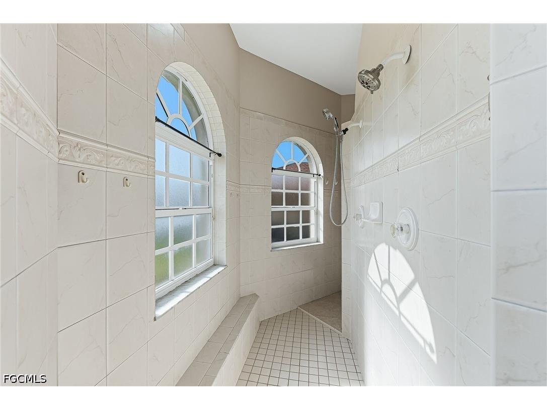 613 SE 4th Place Cape Coral FL 33990 2026023055 image28