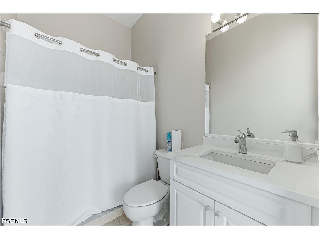 613 SE 4th Place Cape Coral FL 33990 2026023055 image34