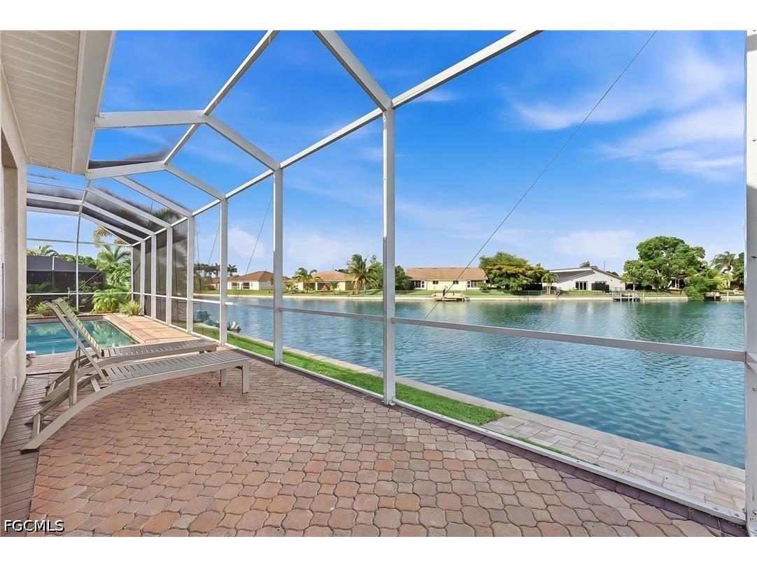 613 SE 4th Place Cape Coral FL 33990 2026023055 image38