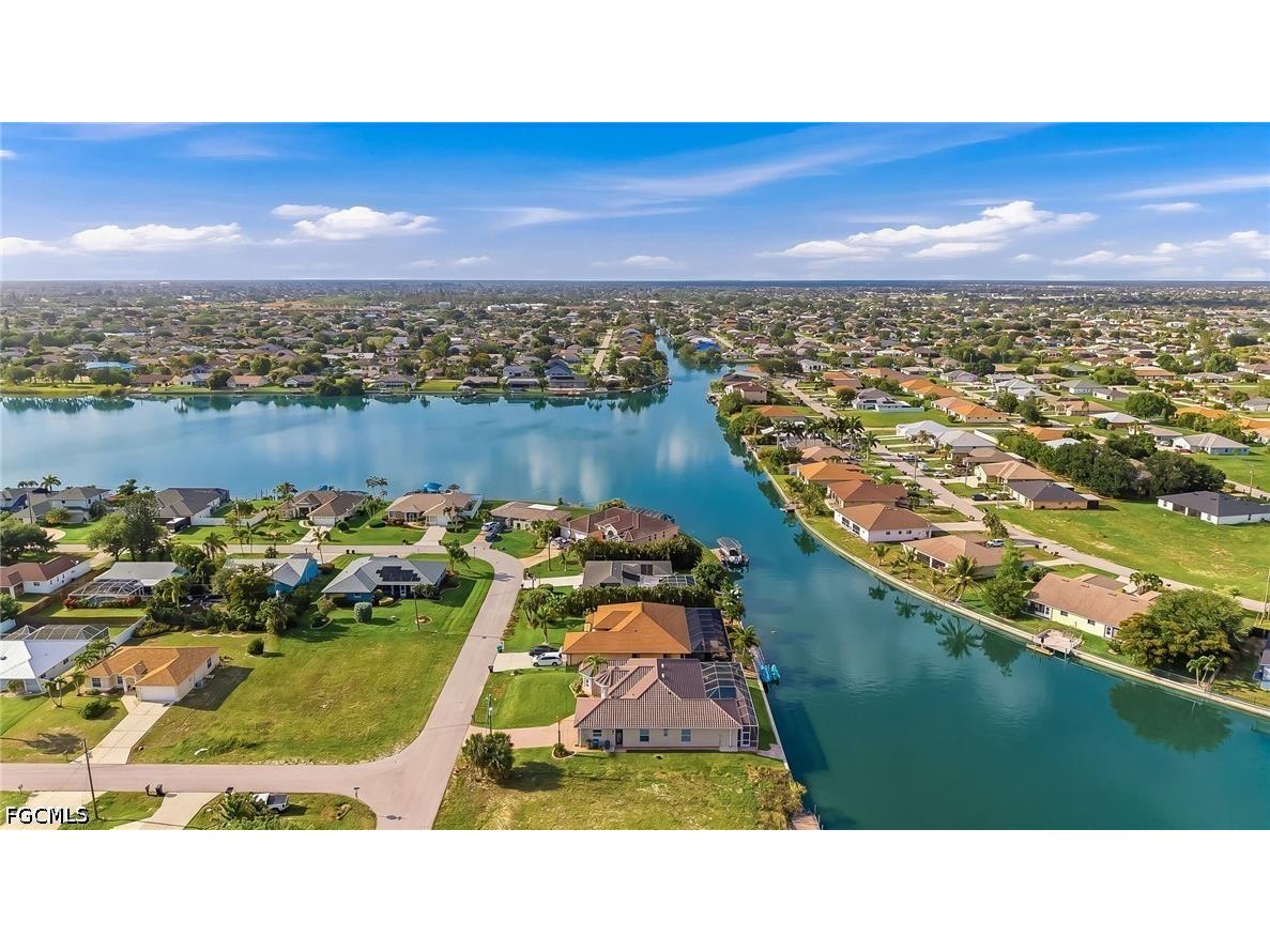 613 SE 4th Place Cape Coral FL 33990 2026023055 image46