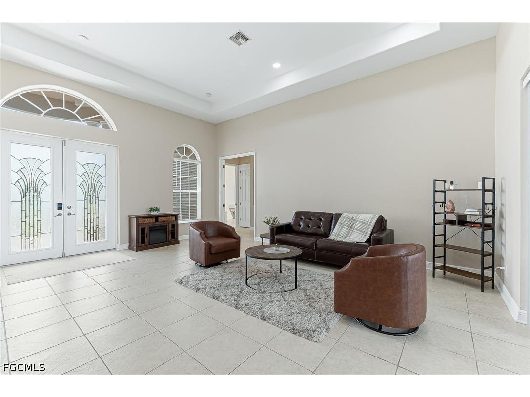 613 SE 4th Place Cape Coral FL 33990 2026023055 image6