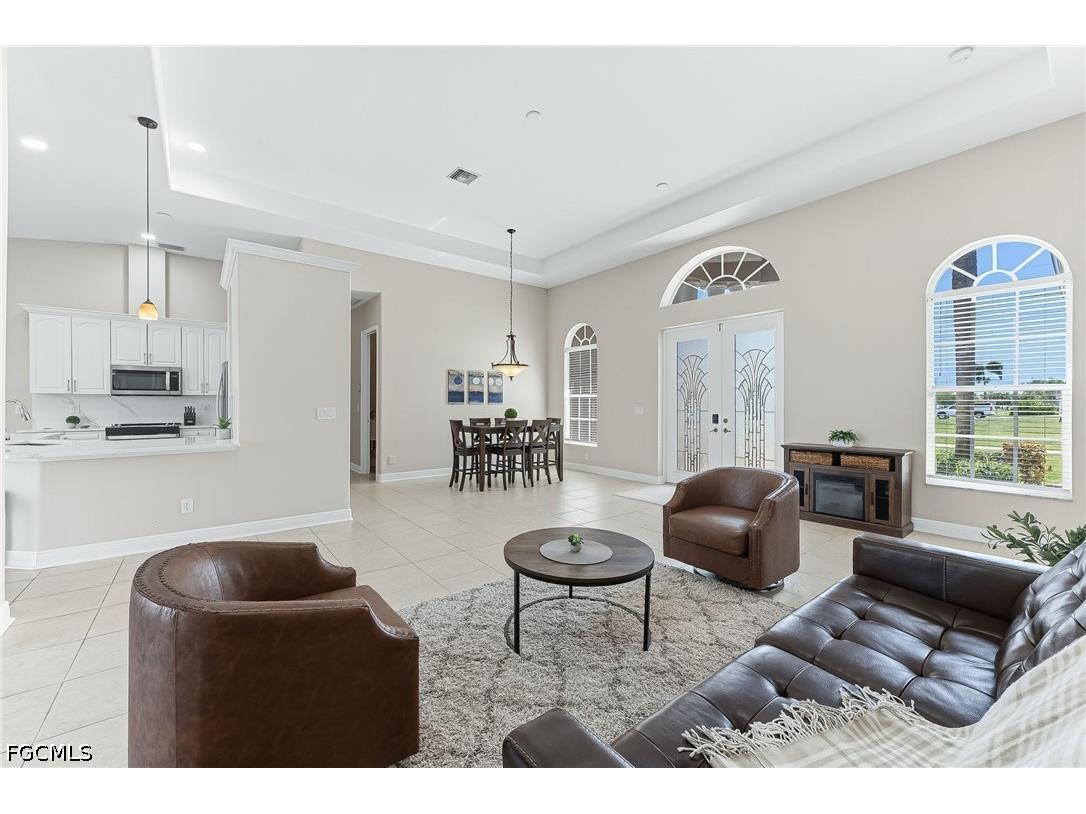 613 SE 4th Place Cape Coral FL 33990 2026023055 image7