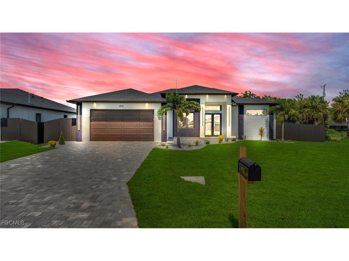 613 SW 11th Place Cape Coral FL 33991 2025006732 image1