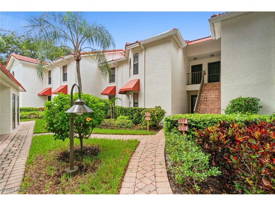 613 Serendipity Drive #613 Naples FL 34108 225066152 image1