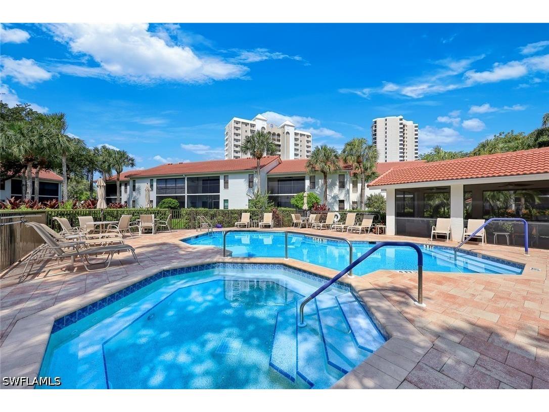 613 Serendipity Drive #613 Naples FL 34108 226024742 image1