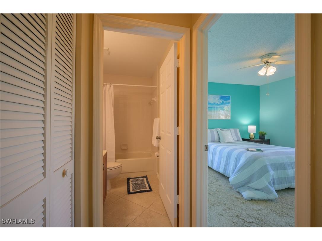 613 Squire Circle #204 Naples FL 34104 226005088 image22