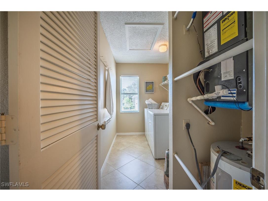 613 Squire Circle #204 Naples FL 34104 226005088 image24