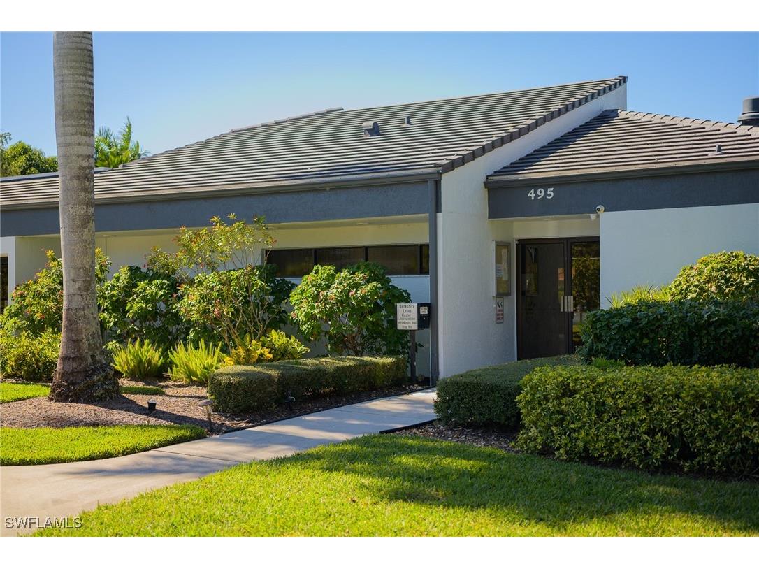 613 Squire Circle #204 Naples FL 34104 226005088 image36