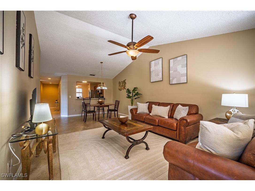 613 Squire Circle #204 Naples FL 34104 226005088 image8