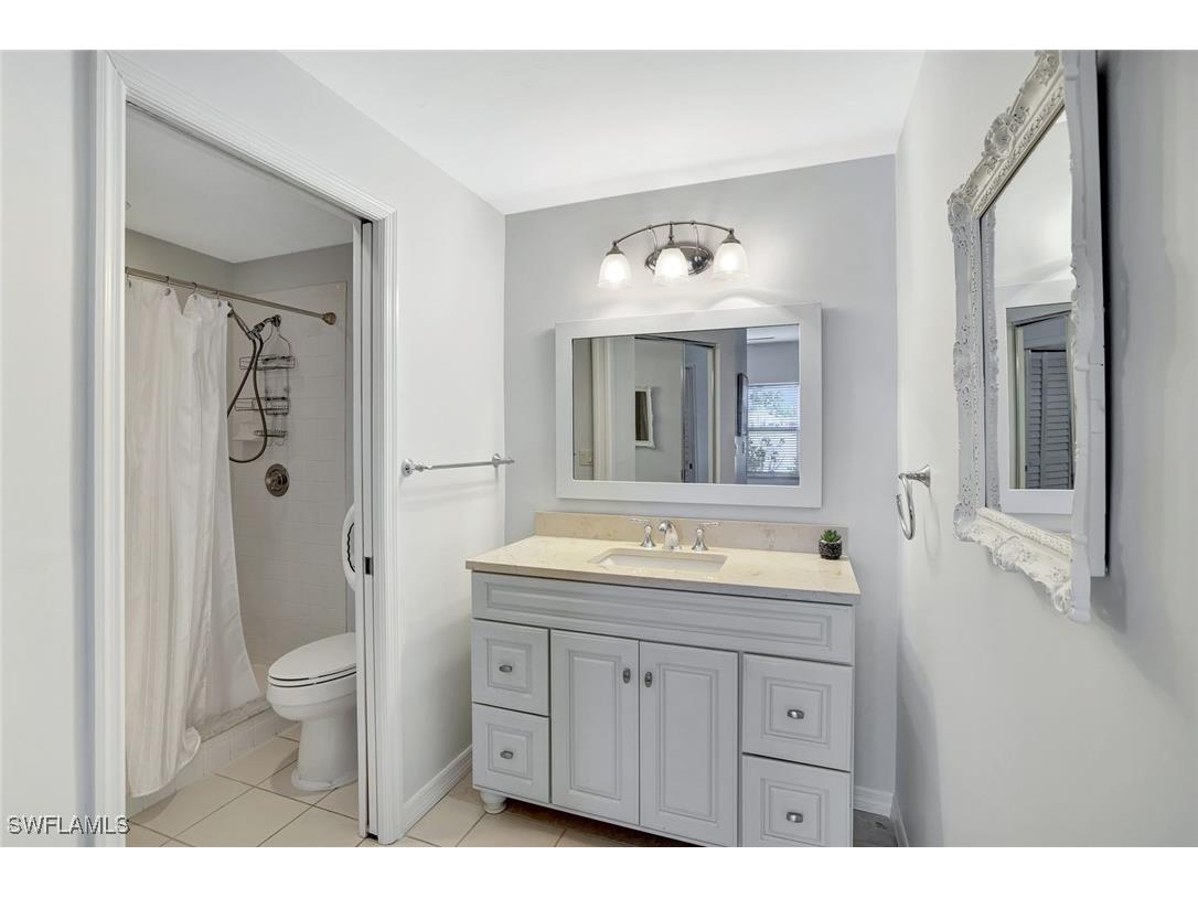 613 Windsor Square #101 Naples FL 34104 225074611 image14