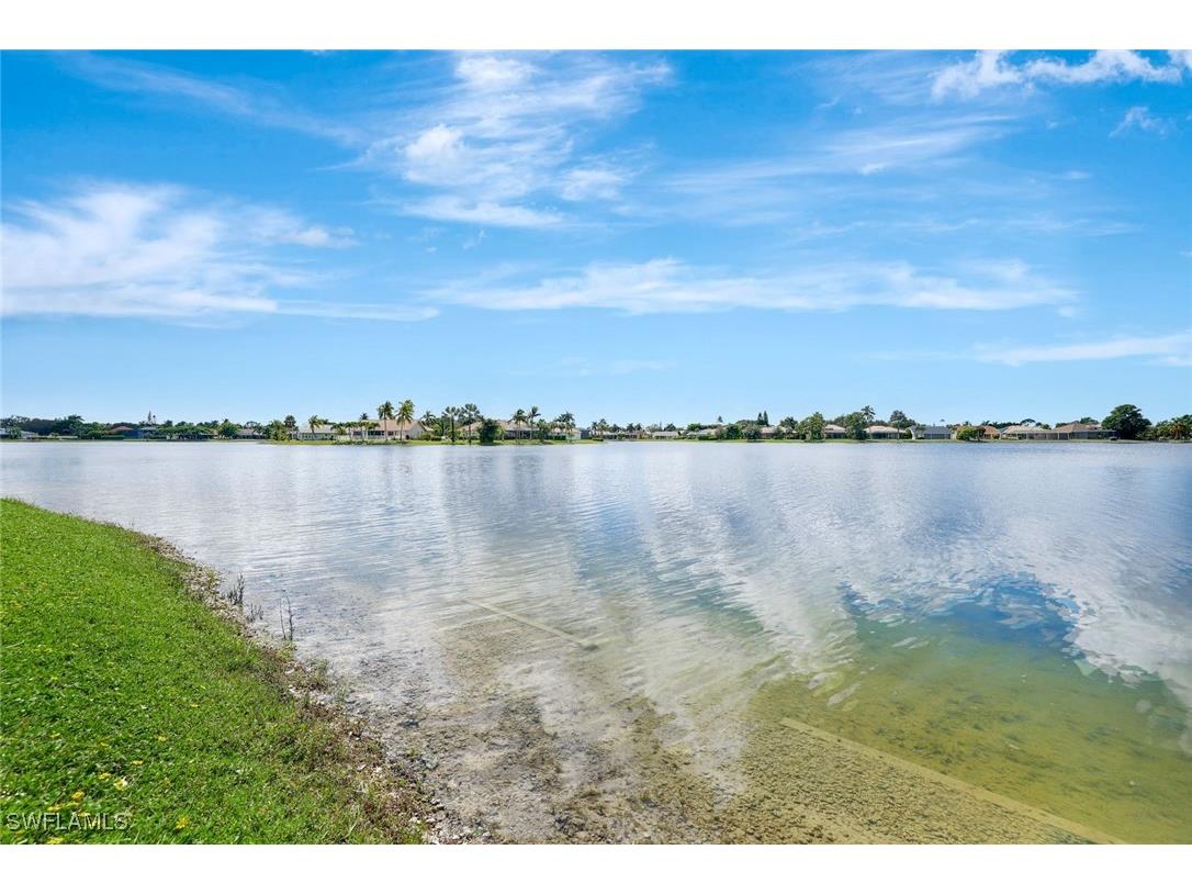 613 Windsor Square #101 Naples FL 34104 225074611 image16