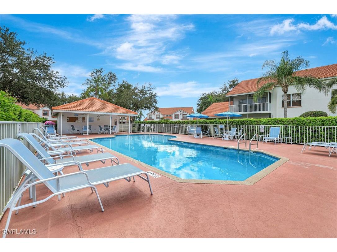 613 Windsor Square #101 Naples FL 34104 225074611 image20