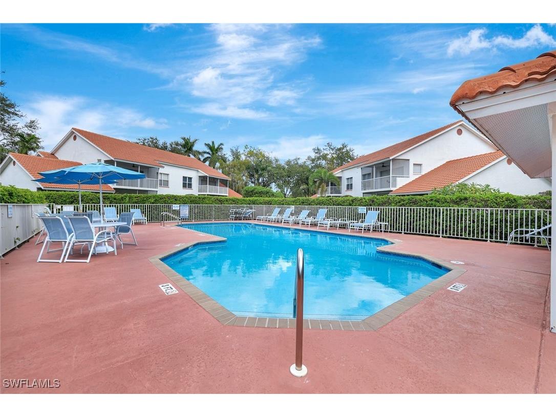 613 Windsor Square #101 Naples FL 34104 225074611 image22