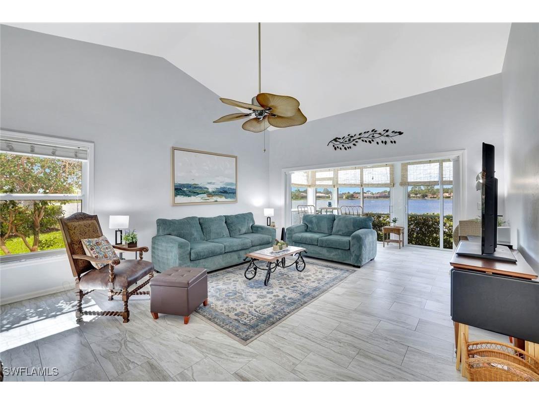 613 Windsor Square #101 Naples FL 34104 225074611 image6