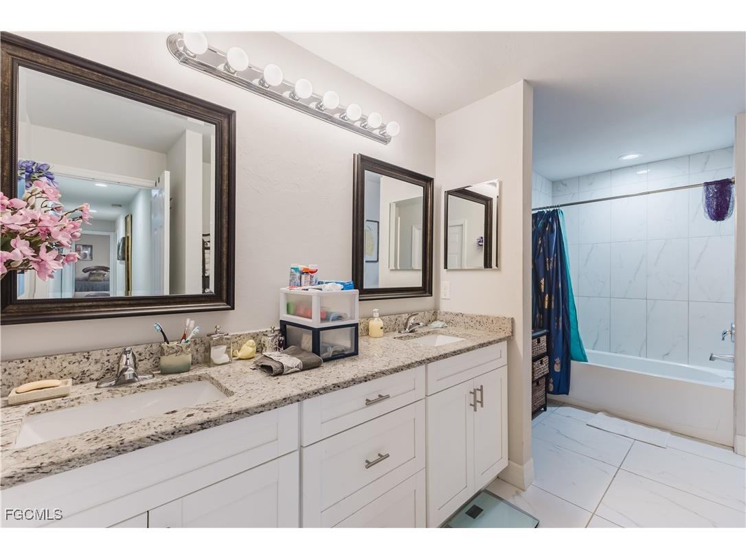 6131 Arbor Avenue Fort Myers FL 33905 2025004781 image20