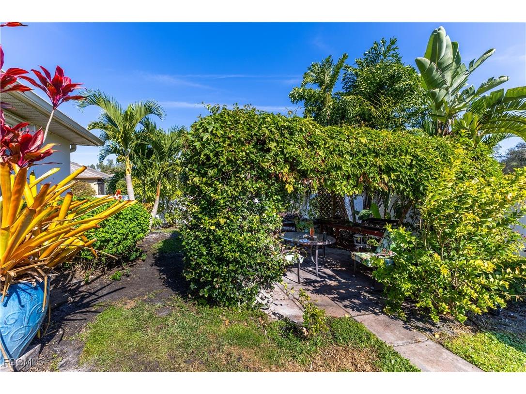 6131 Arbor Avenue Fort Myers FL 33905 2025004781 image26