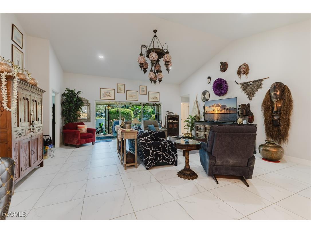 6131 Arbor Avenue Fort Myers FL 33905 2025004781 image4