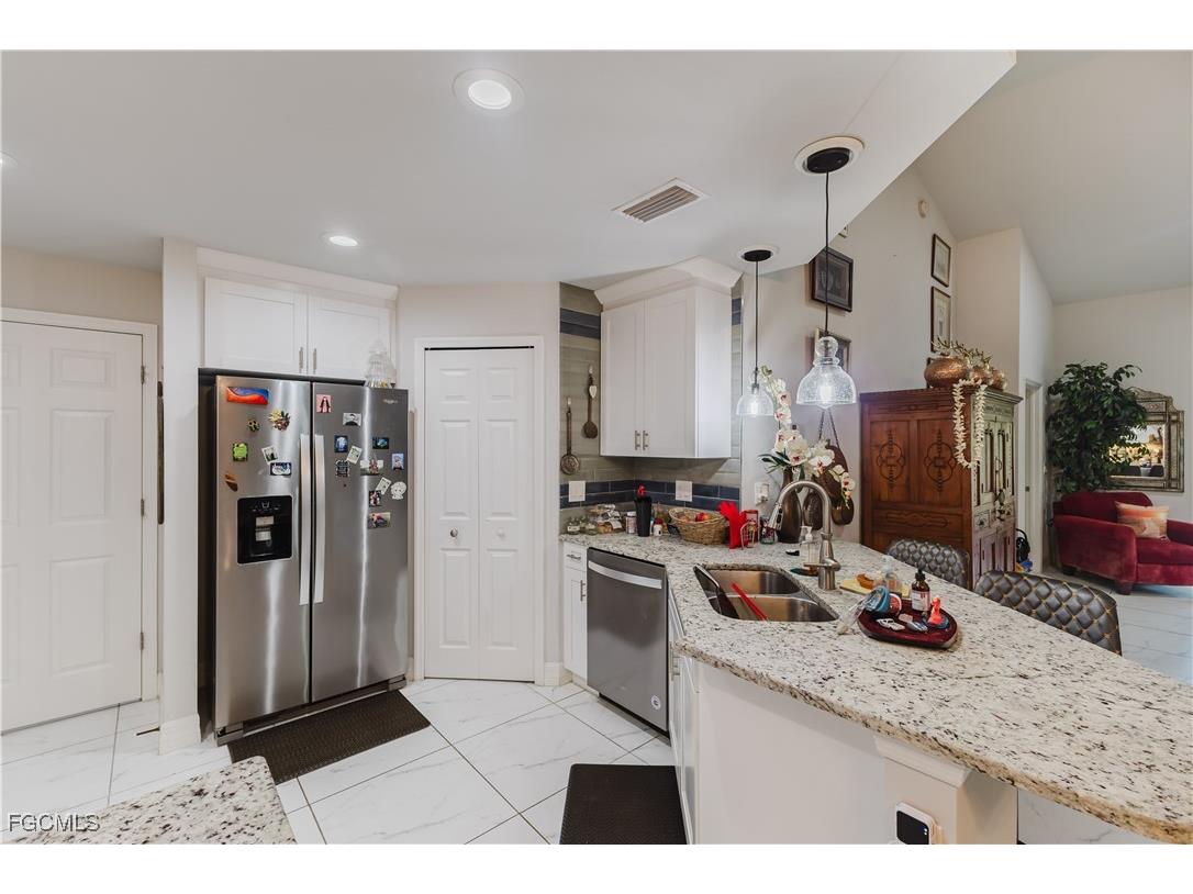 6131 Arbor Avenue Fort Myers FL 33905 2025004781 image9