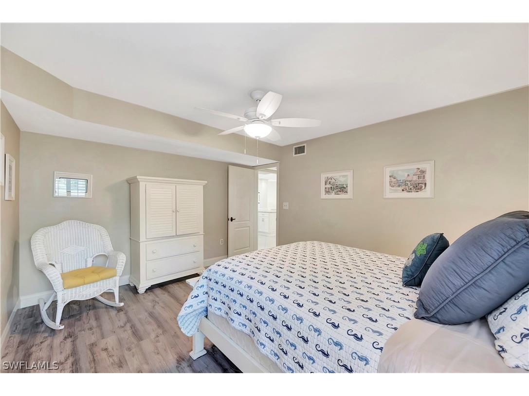 6131 Pelican Bay Boulevard #7 Naples FL 34108 226009176 image18