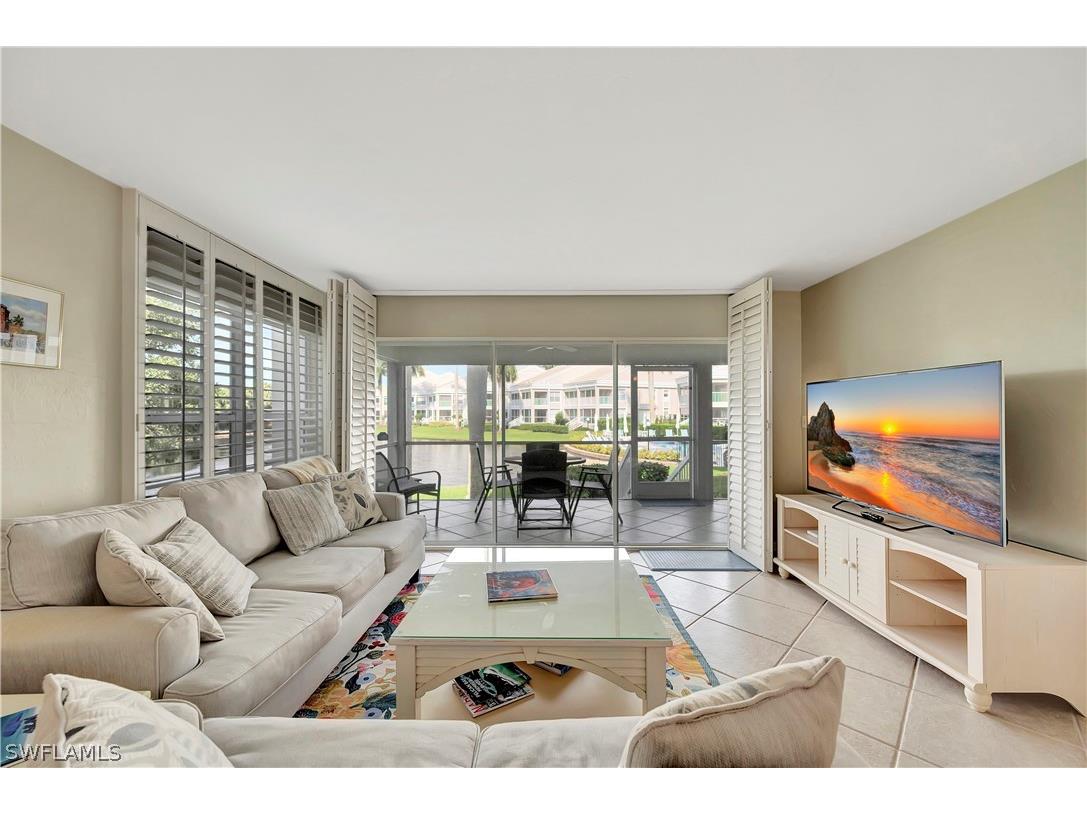 6131 Pelican Bay Boulevard #7 Naples FL 34108 226009176 image3