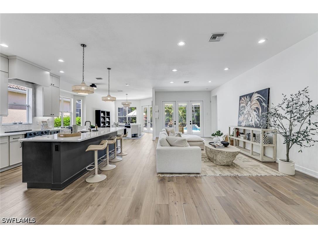 6132 Highwood Park Lane Naples FL 34110 226013410 image1