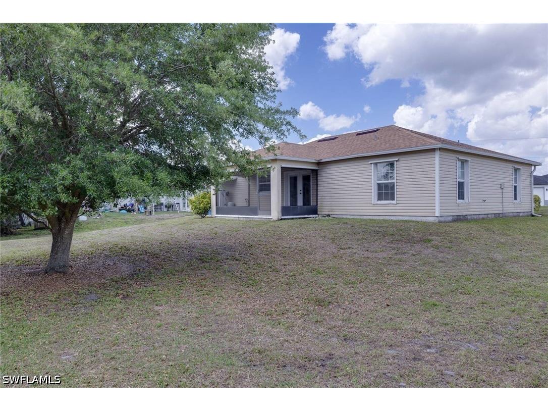 6136 Hester Avenue Fort Myers FL 33905 226014684 image20