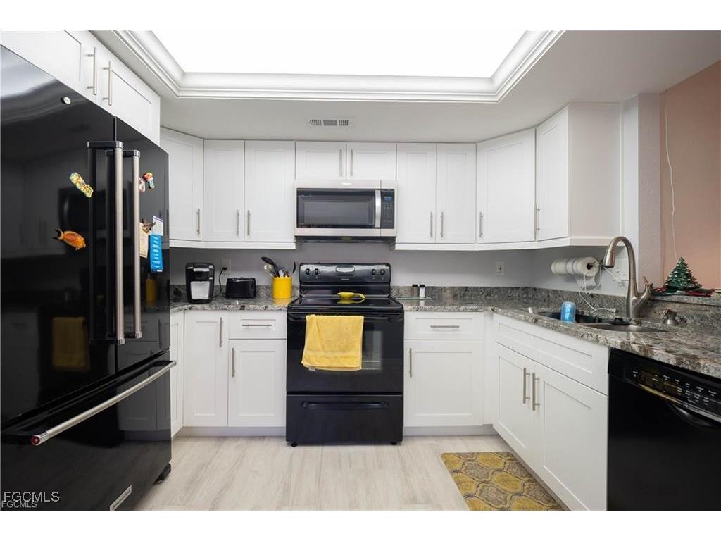 6136 Whiskey Creek Drive #505 Fort Myers FL 33919 2025020841 image2