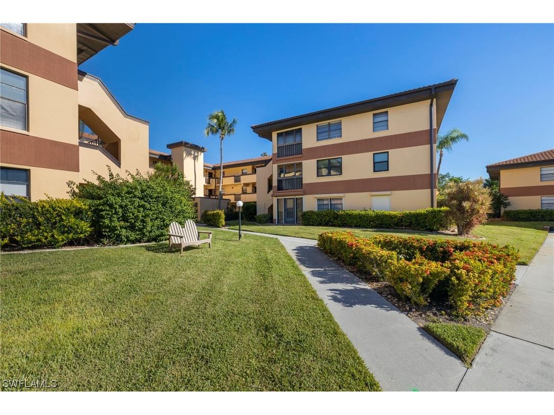 6136 Whiskey Creek Drive #517 Fort Myers FL 33919 223076893 image1