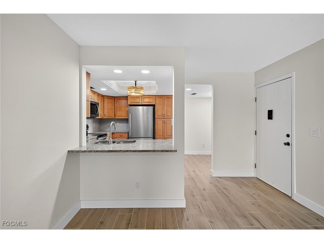 6136 Whiskey Creek Drive #518 Fort Myers FL 33919 2025004328 image10