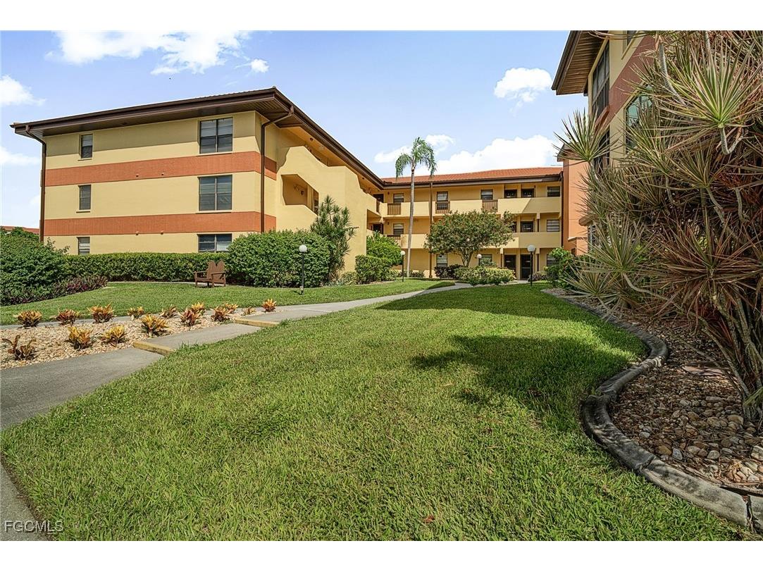 6136 Whiskey Creek Drive #518 Fort Myers FL 33919 2025004328 image30