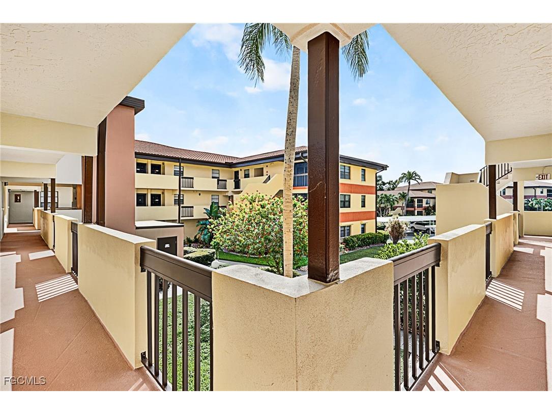 6136 Whiskey Creek Drive #518 Fort Myers FL 33919 2025004810 image24