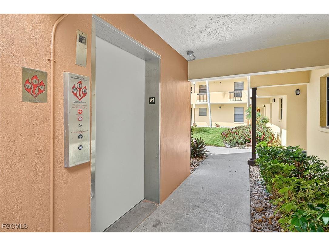 6136 Whiskey Creek Drive #518 Fort Myers FL 33919 2025004810 image25