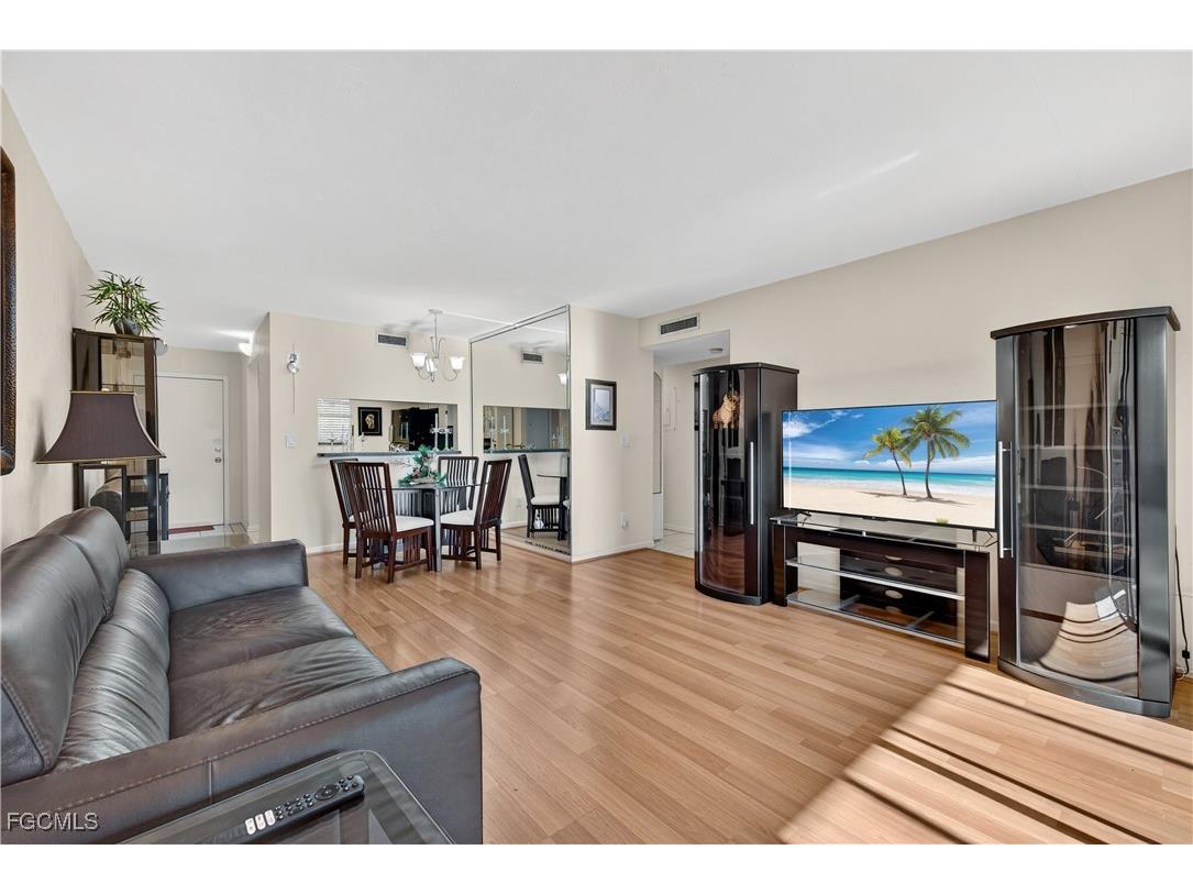 6136 Whiskey Creek Drive #520 Fort Myers FL 33919 2025021872 image7