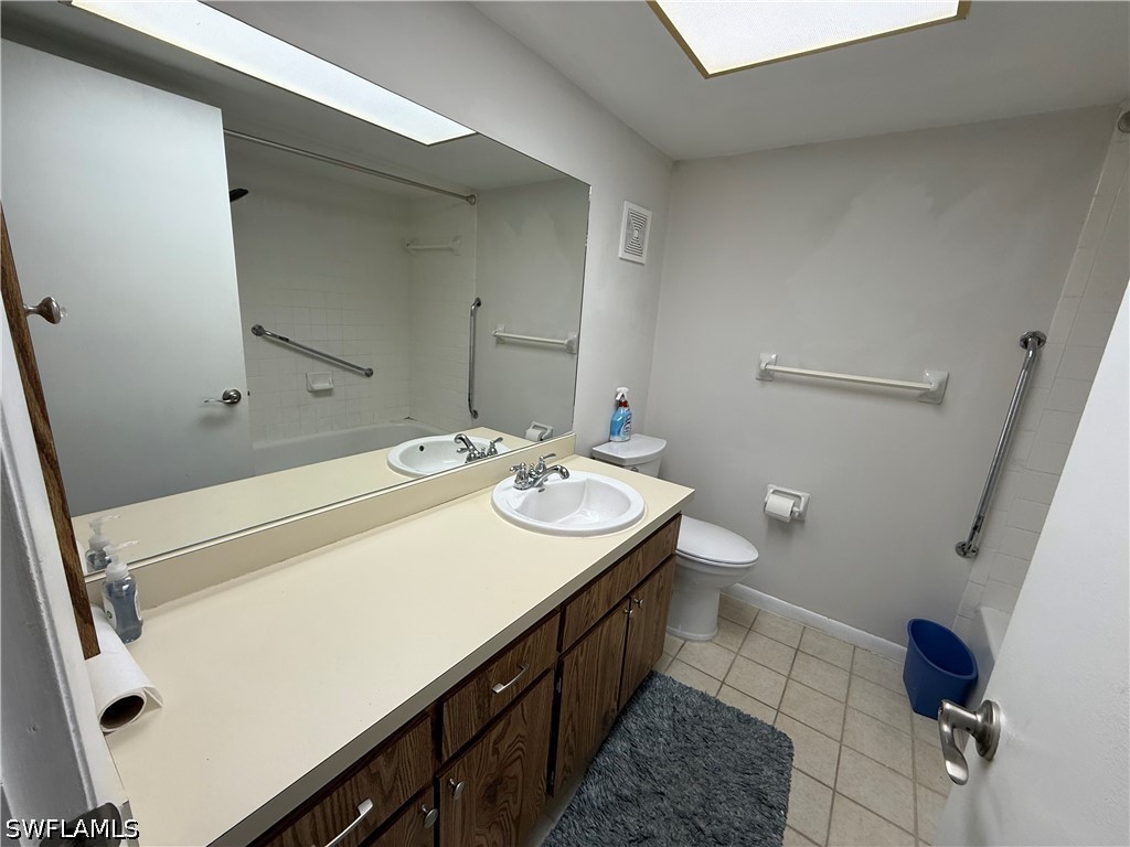 6136 Whiskey Creek Drive #521 Fort Myers FL 33919 226013790 image3