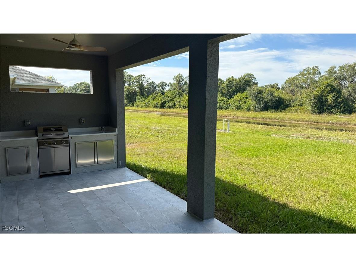 6137 Higgins Avenue Fort Myers FL 33905 2025019272 image28