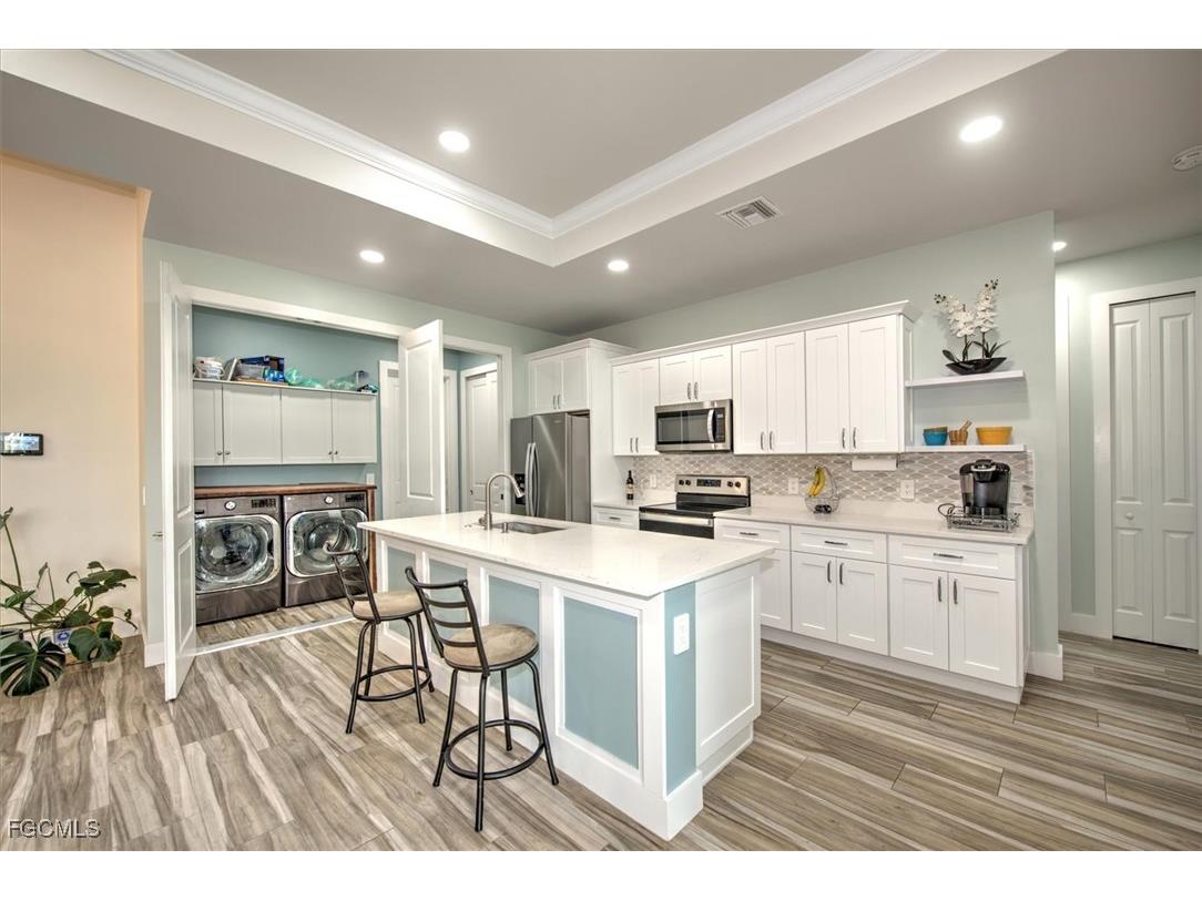 6137 Holt Court Fort Myers FL 33905 2025025807 image11