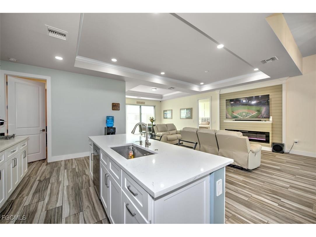 6137 Holt Court Fort Myers FL 33905 2025025807 image12