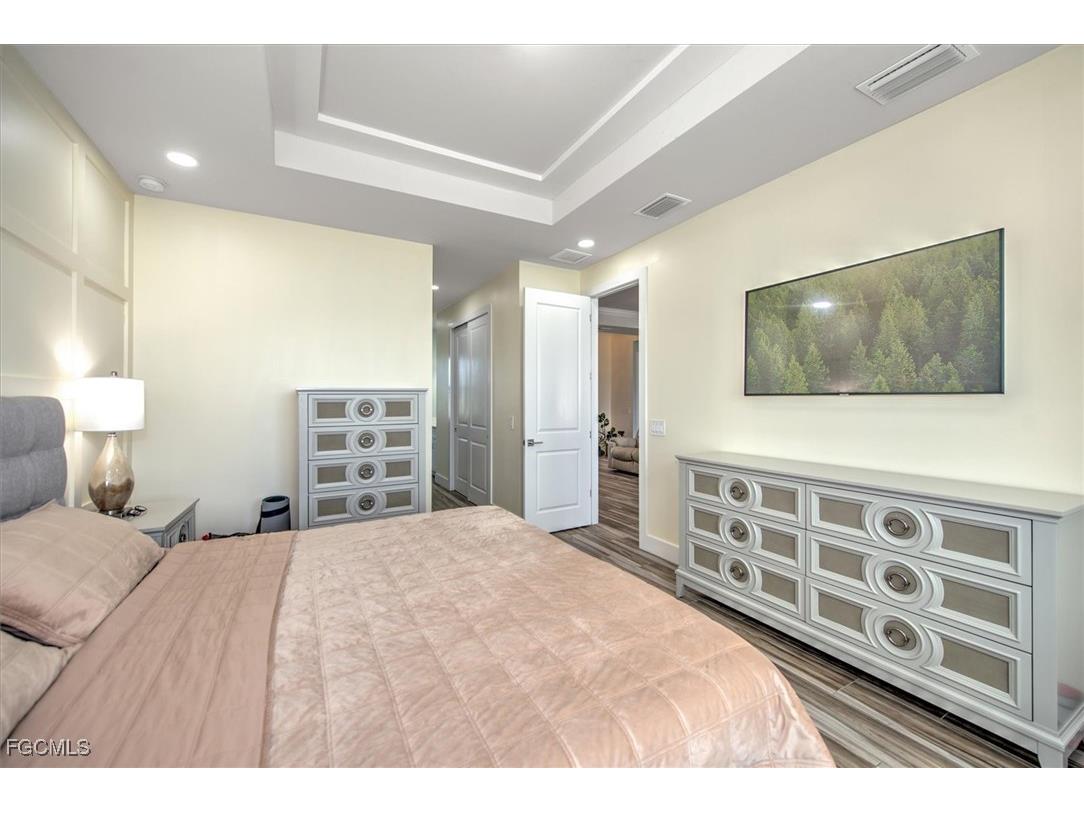 6137 Holt Court Fort Myers FL 33905 2025025807 image14