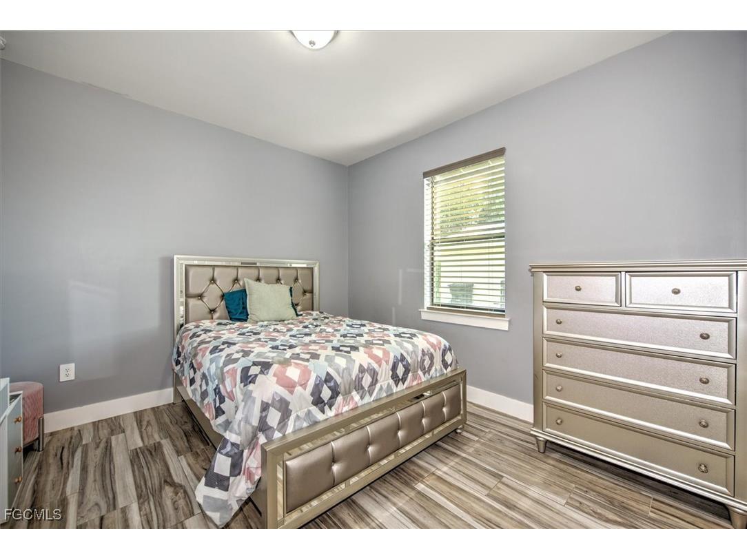 6137 Holt Court Fort Myers FL 33905 2025025807 image17