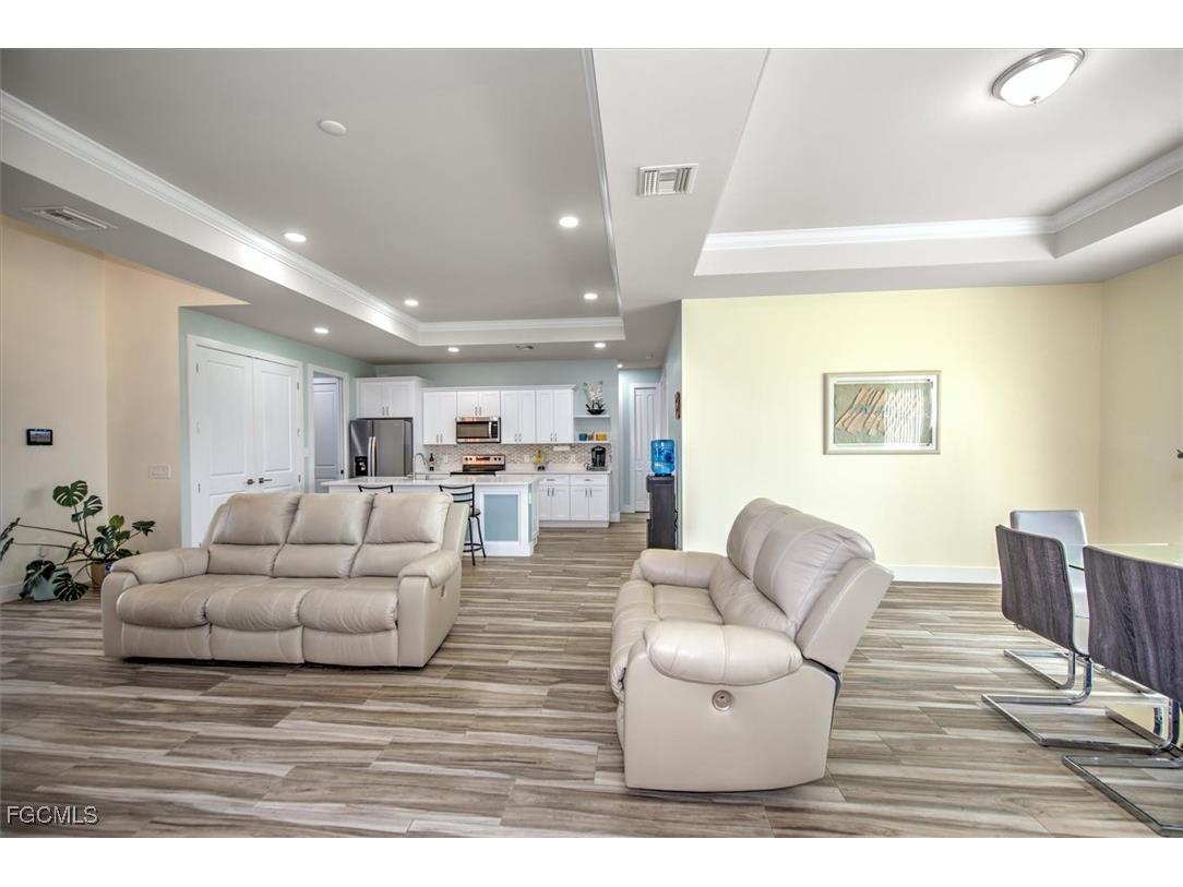 6137 Holt Court Fort Myers FL 33905 2025025807 image8