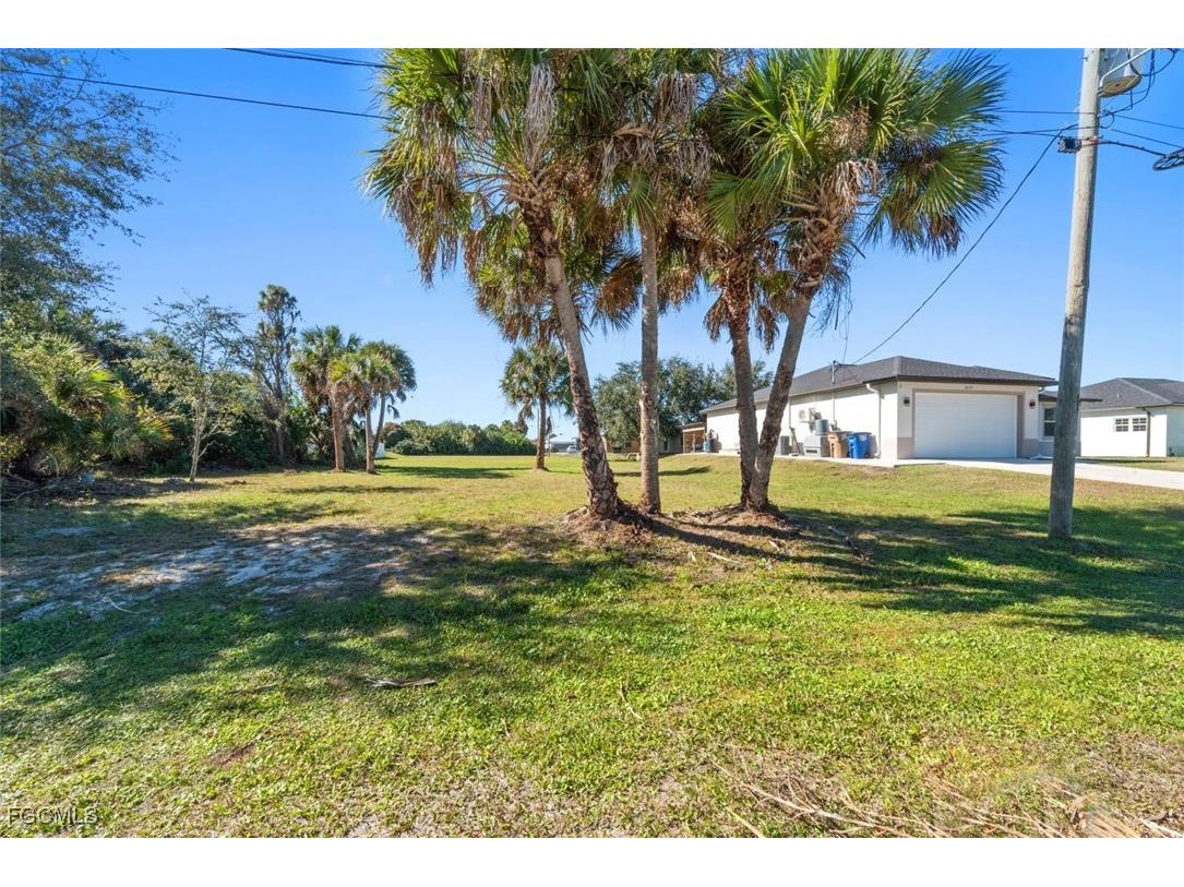 6139 Hendley Court Fort Myers FL 33905 2026004025 image1