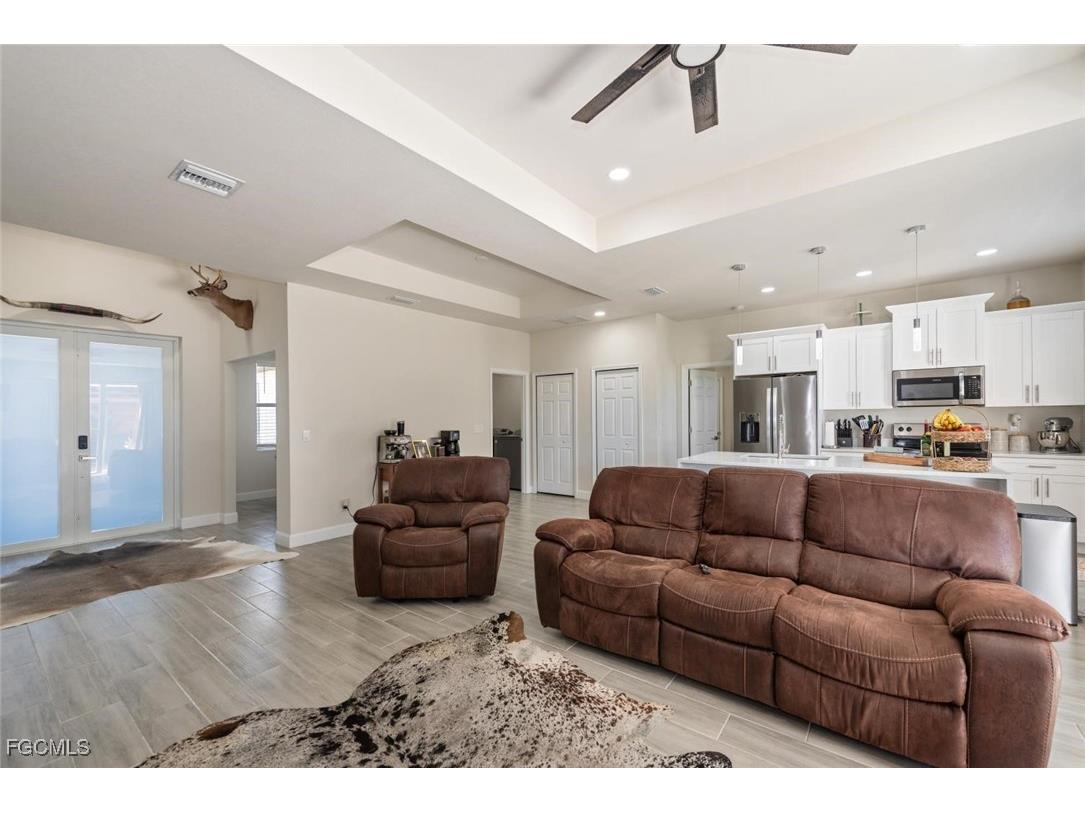 6139 Hendley Court Fort Myers FL 33905 2026004025 image7