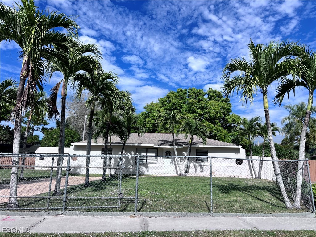 614 6th Avenue Circle Immokalee FL 34142 2026000188 image1