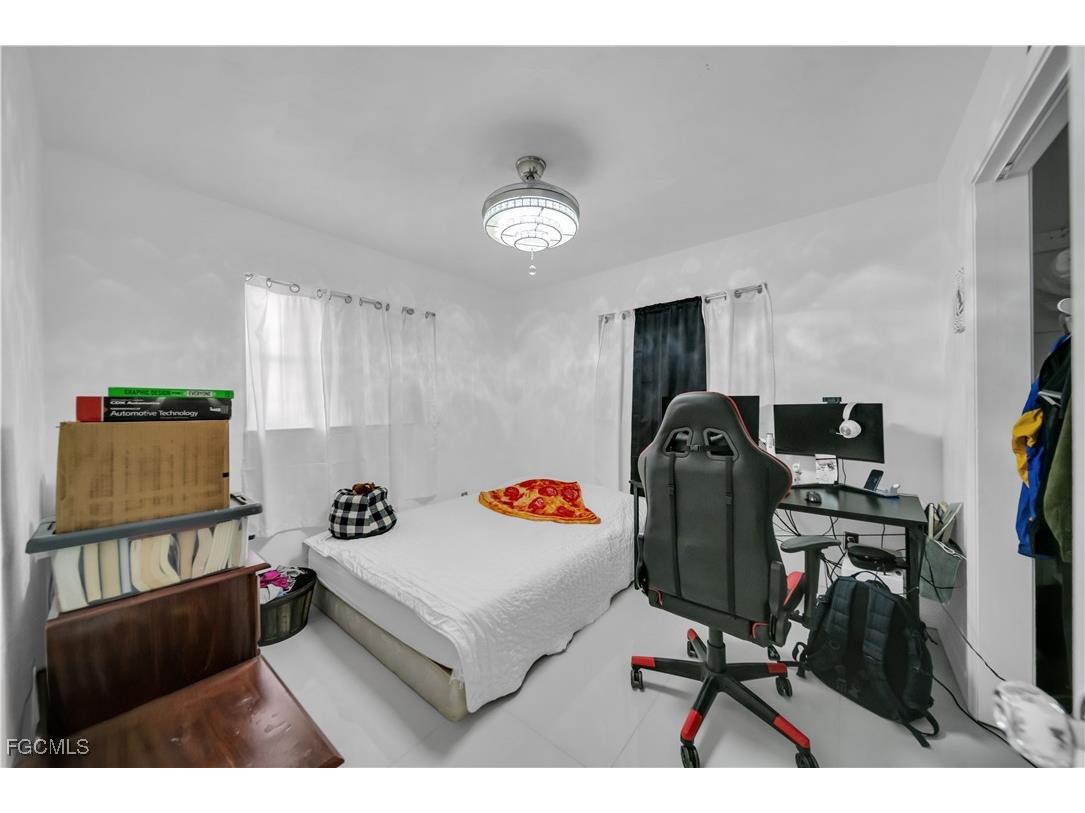 614 Carolina Avenue Fort Myers FL 33905 2025020201 image14